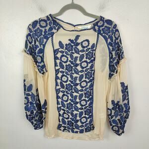 Sundance Blue and Cream Floral Blouse